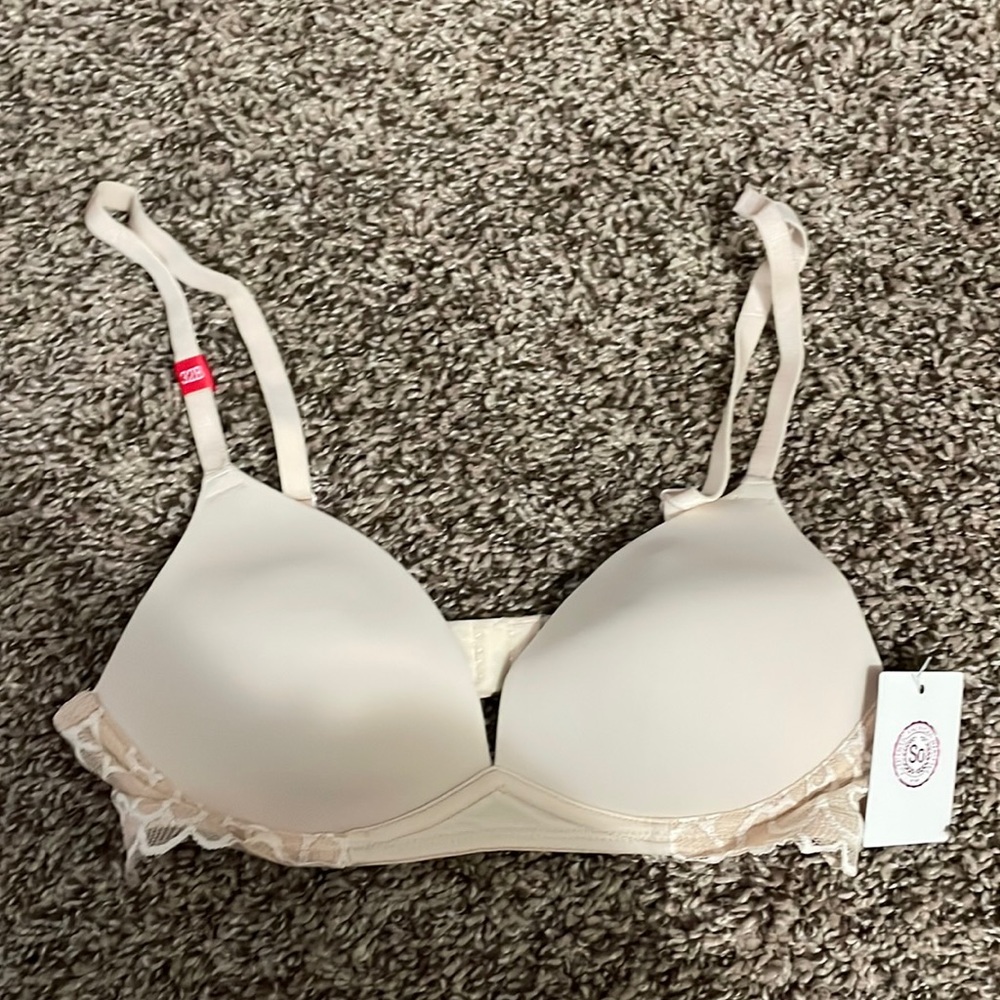 Tan 32B lace bra